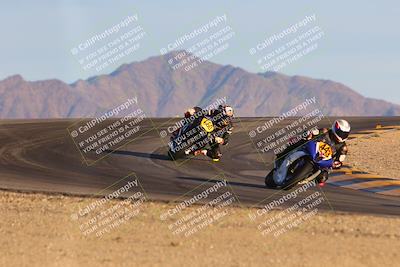 media/Dec-16-2023-CVMA (Sat) [[bb38a358a2]]/Race 13 Amateur Supersport Middleweight/